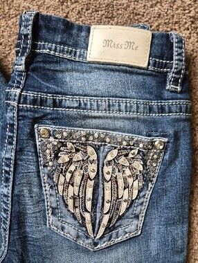 Miss Me Jeans Skinny with Embellished Wing Pocket